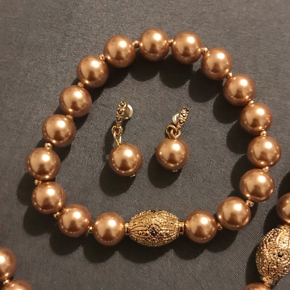 Necklace set